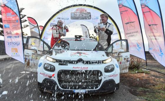 Team Solberg-Bernacchini firar segern på Lanzarote.