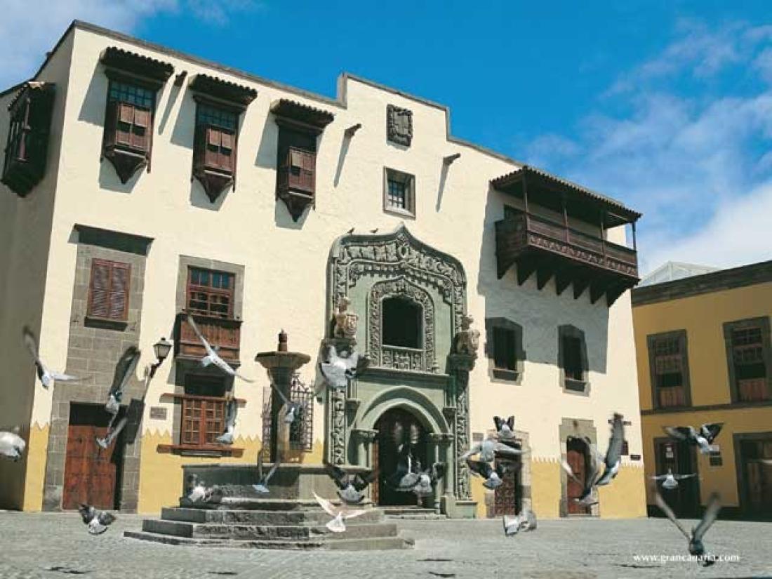 Casa de Colon Casa de Colon